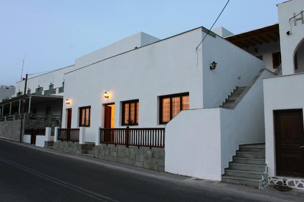 Violetta Aparthotel Chora  Ngoại thất bức ảnh